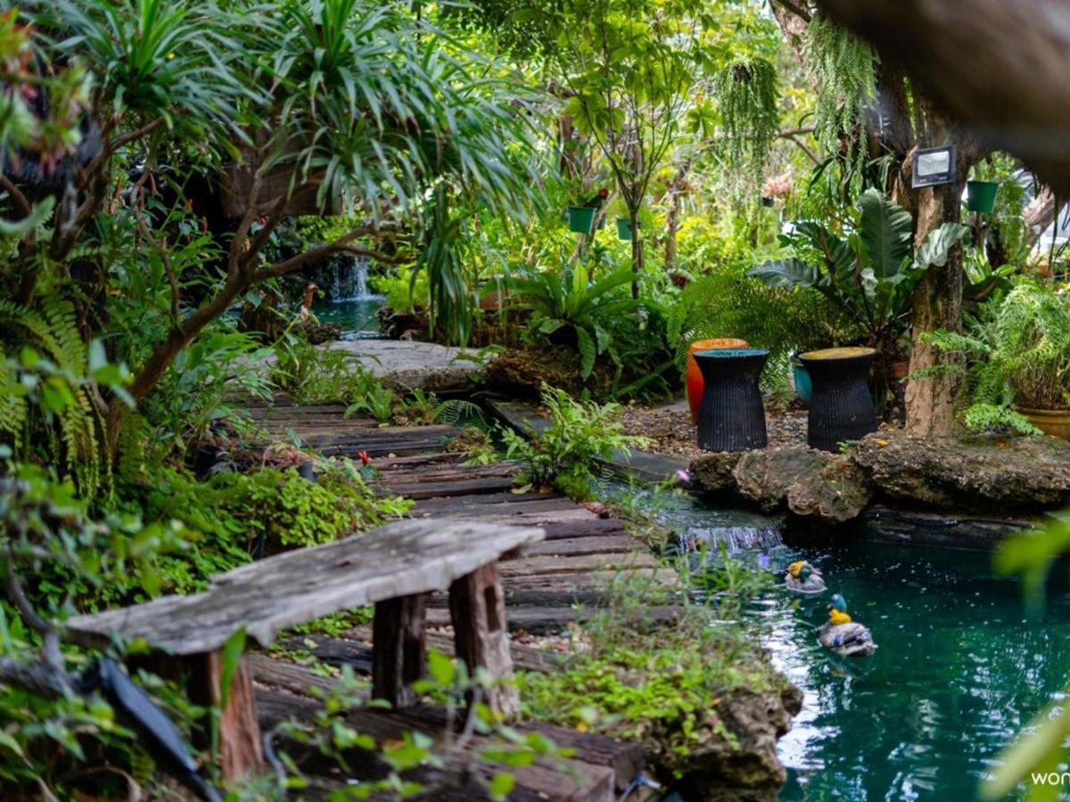 Crystal Resort Korat Nakhonratchasima Eksteriør billede