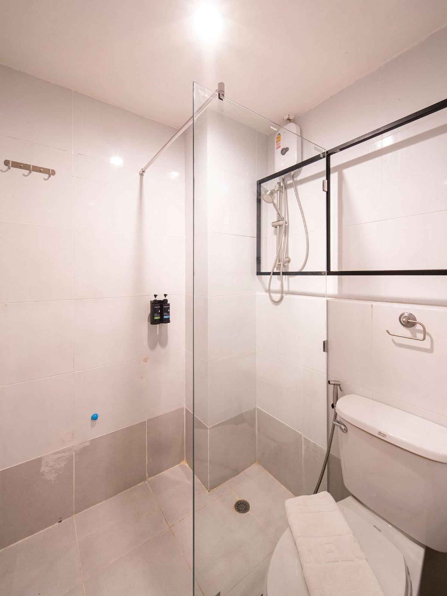 Crystal Resort Korat Nakhonratchasima Eksteriør billede